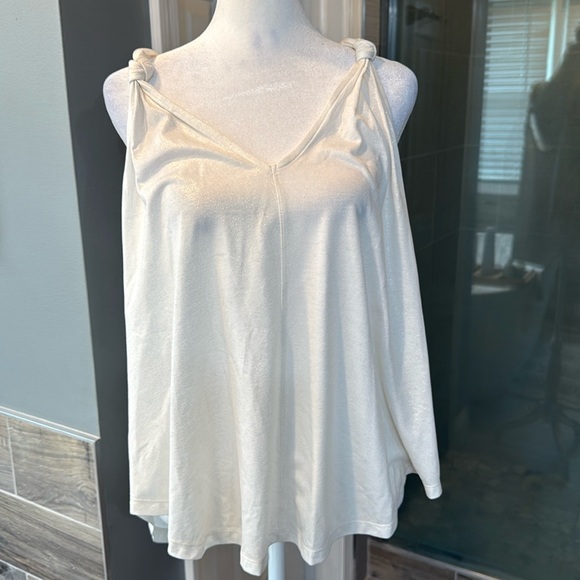 NWT By Anthropologie Shine Knot Flowy Tank‎ in Ivory Size Medium - Picture 5 of 11